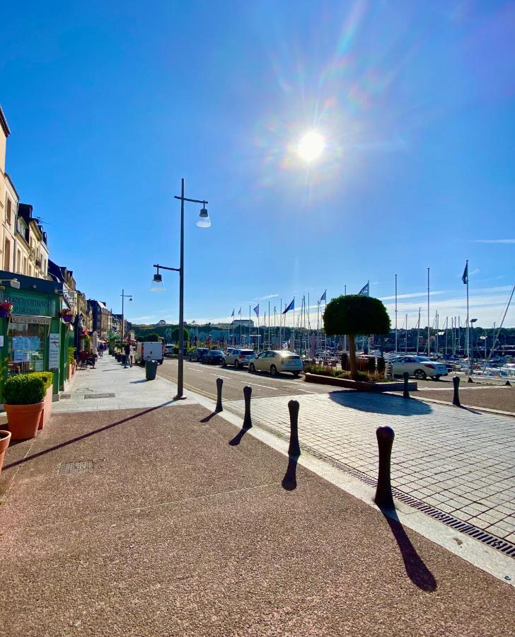 Sur Le Port De Plaisance - Proche Plage Et Centre ディエップ エクステリア 写真